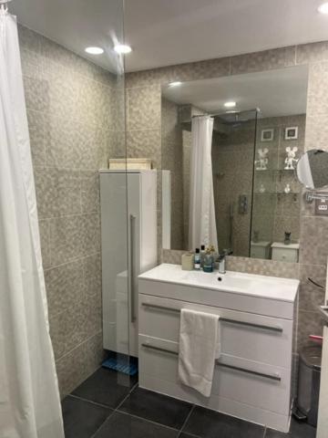 2 Bedroom Chelsea Apartment London Eksteriør bilde